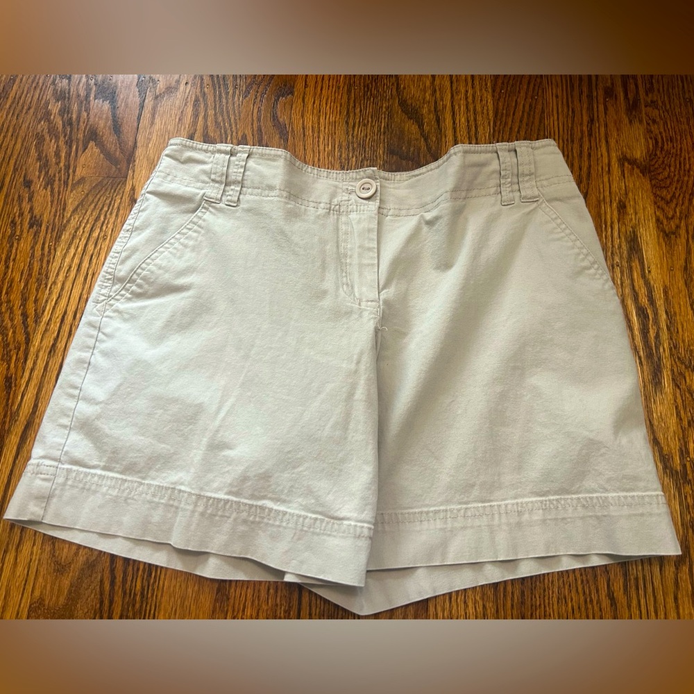 🟢New York & Co size 8 shorts🟢